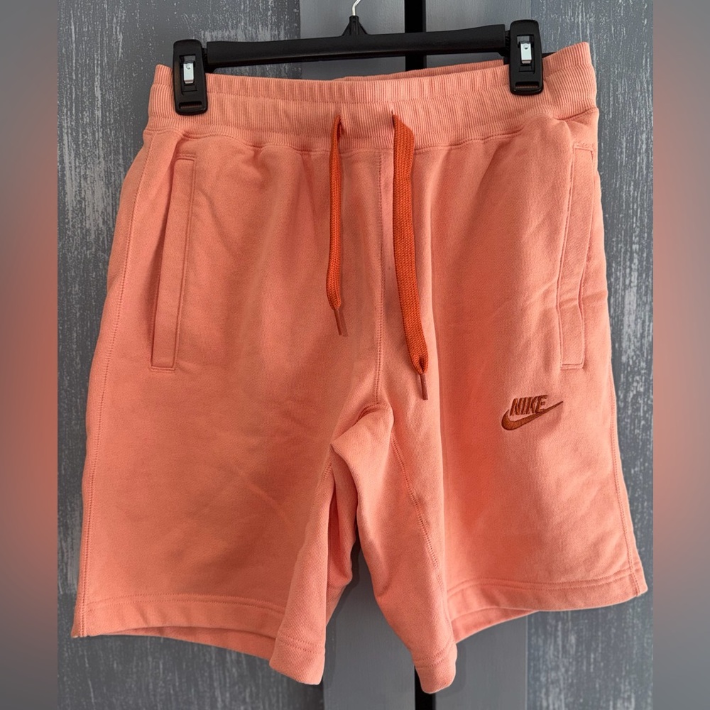 Nike Men’s SPORTSWEAR CLASSIC FLEECE SHORTS